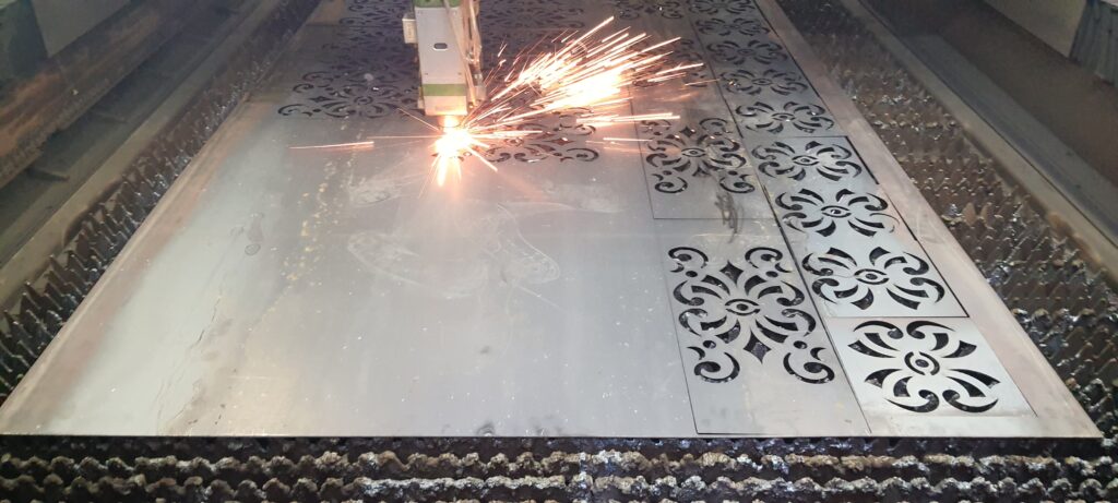 cnc metal lazer kesim fason metal lazer kesim hizmeti lazer kesim korkuluk m2 kesim metal kesim cnc lazer kesim sac